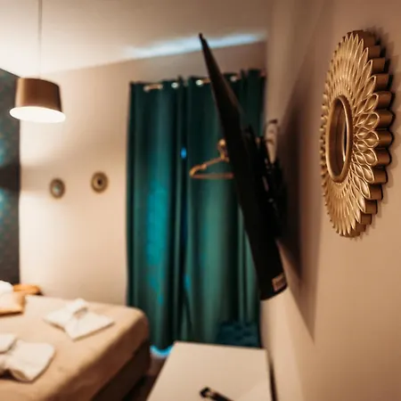 Domus Tiberina Hotel