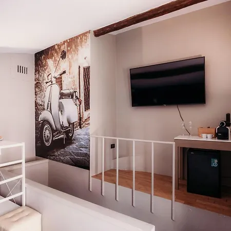Domus Tiberina Otel Roma