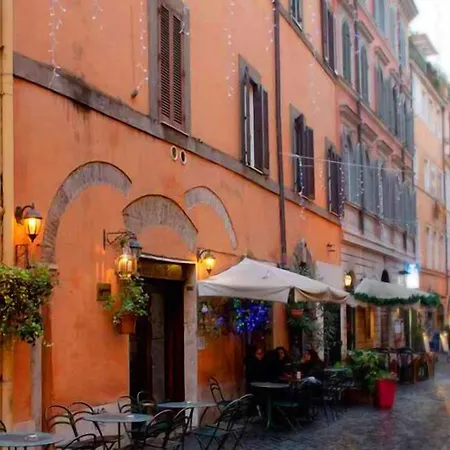 Domus Tiberina Roma
