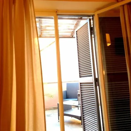 Domus Tiberina Hotel