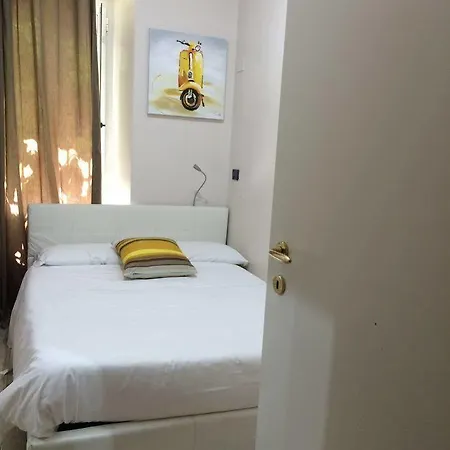 Hotel Domus Tiberina 2*