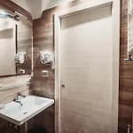 Domus Tiberina 2*