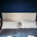 Domus Tiberina Hotel 2*