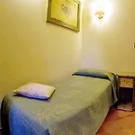 Domus Tiberina 2* Roma