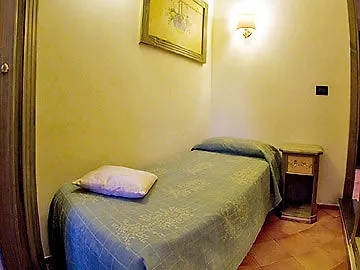 Domus Tiberina 2* רומא